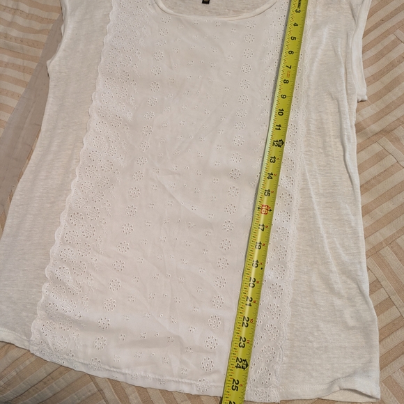 Elegant White Lace Women's Top - Picture 8 of 12